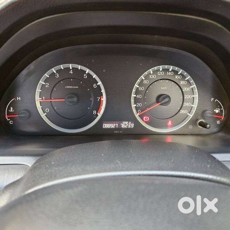 Honda Accord 2.4 Elegance Manual, 2011, Petrol