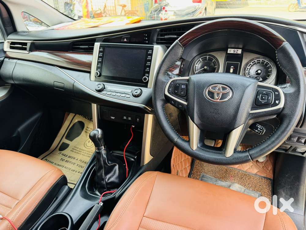 Toyota Innova Crysta 2.4 V 8 Str, 2025, Diesel