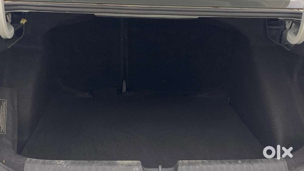 Skoda Slavia 1.5 Tsi Style Dsg, 2022, Petrol