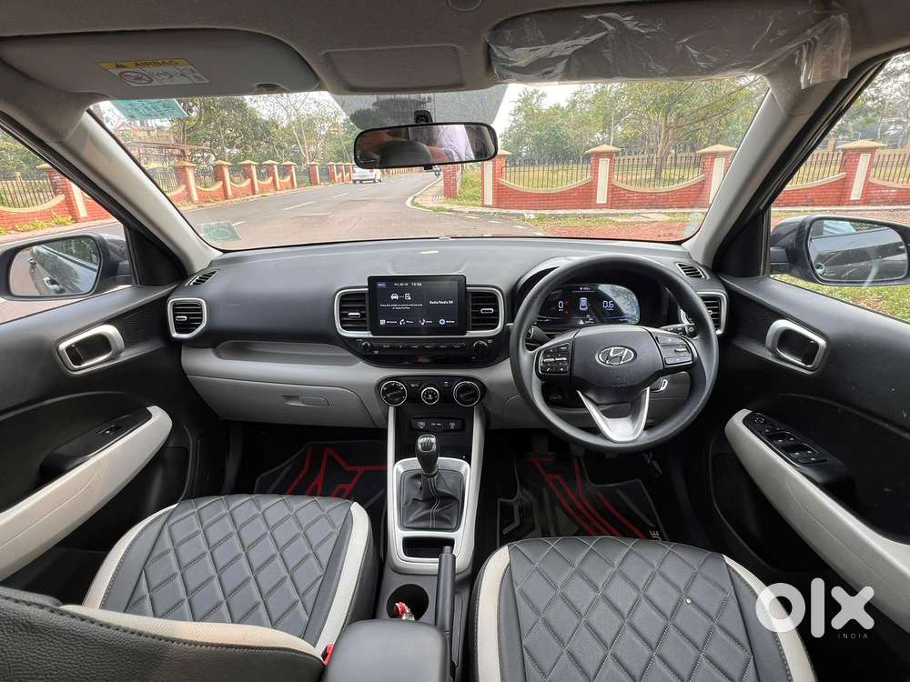 Hyundai Venue 1.2 S (o), 2023, Petrol
