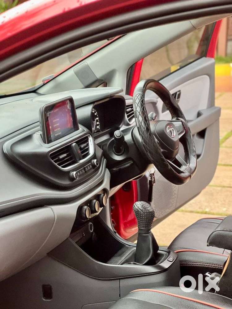 Tata Altroz 1.2 Xm, 2021, Petrol