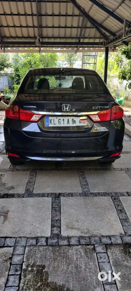 Honda City 1.5 V 2014