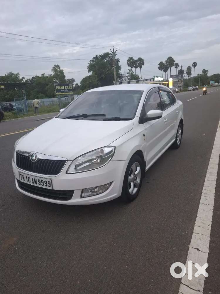 Skoda Rapid 1.6 Elegance 2013