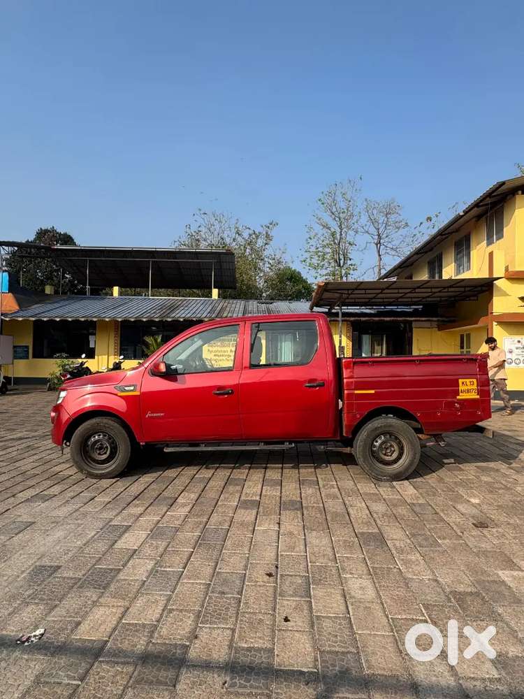 Mahindra Imperio 2.5 2016 Diesel Manual 5 Seater Pickup