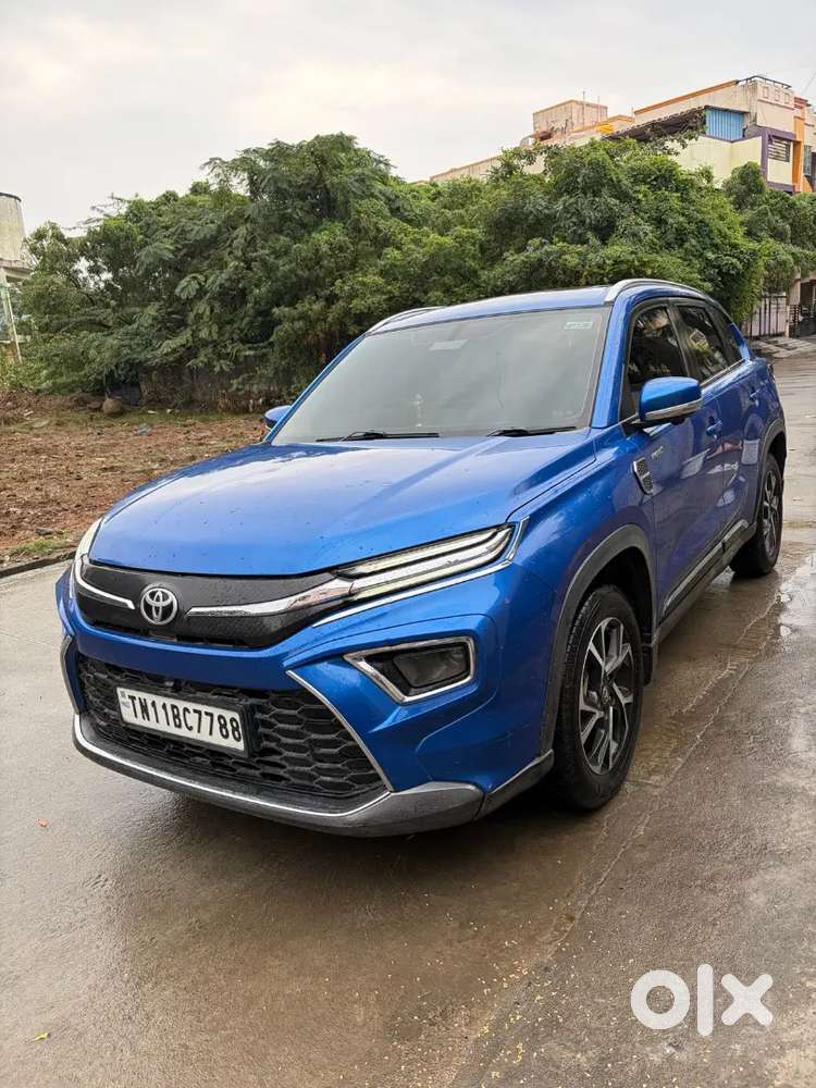 Toyota Urban Cruiser Hyryder 2023 Cng & Hybrids Well Maintained