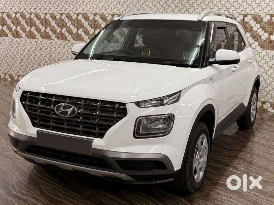 Hyundai Venue S 1.2 Petrol, 2020, Petrol