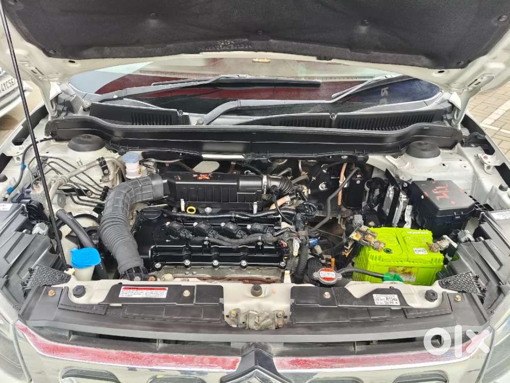 Maruti Suzuki Vitara Brezza 1.5 Zxi At, 2022, Petrol