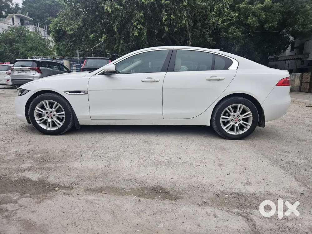 Jaguar Xe 2018