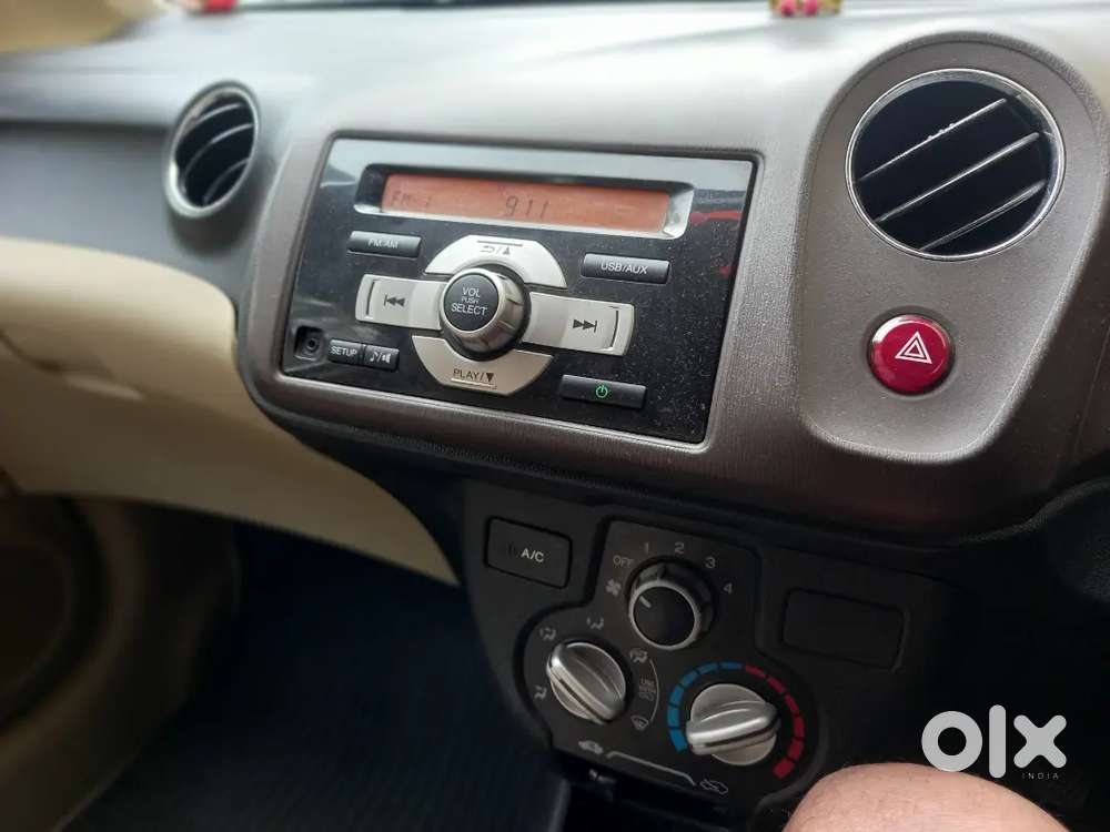 Honda Brio 2013 Petrol Mt