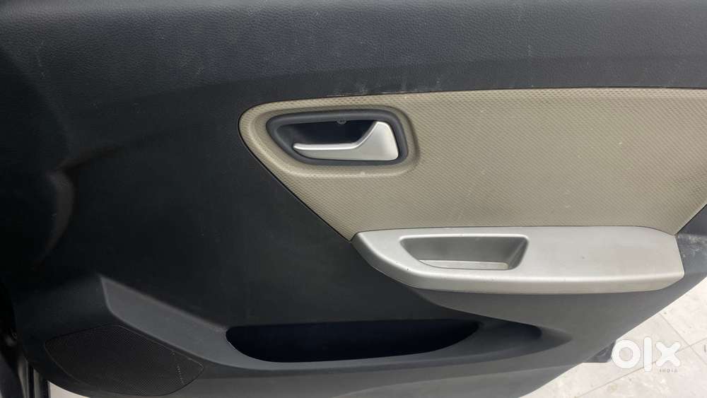 Maruti Suzuki Alto K10 Vxi Amt, 2016, Petrol