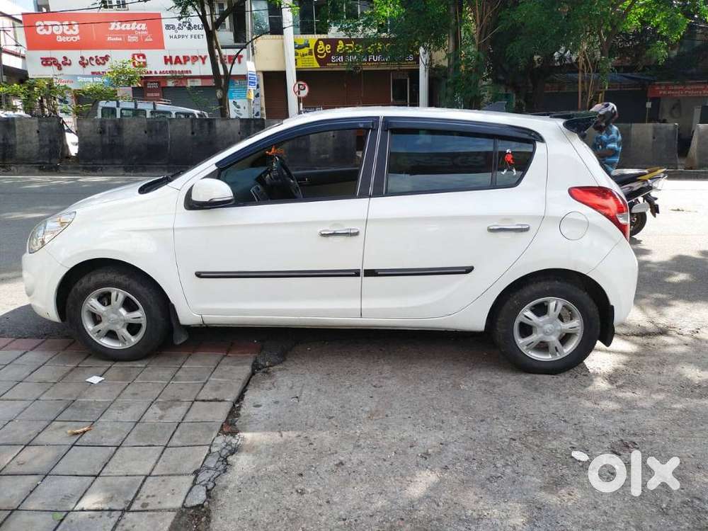 Hyundai I20 2010-2012 1.2 Sportz Option, 2011, Petrol