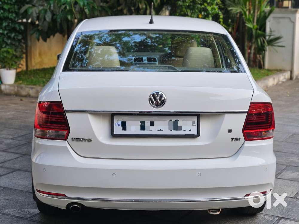 Volkswagen Vento 1.2 Tsi Highline Plus At, 2015, Petrol