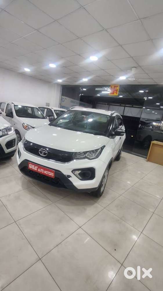 Tata Nexon 1.5 Revotorq Xt, 2020, Petrol