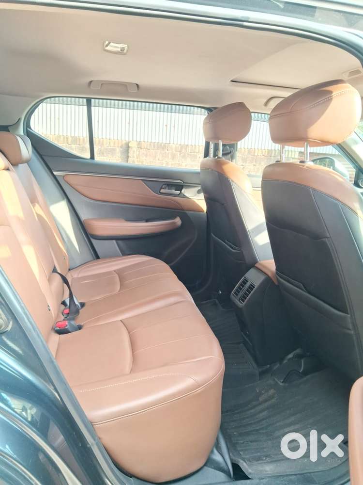 Honda Elevate Zx Cvt, 2025, Petrol