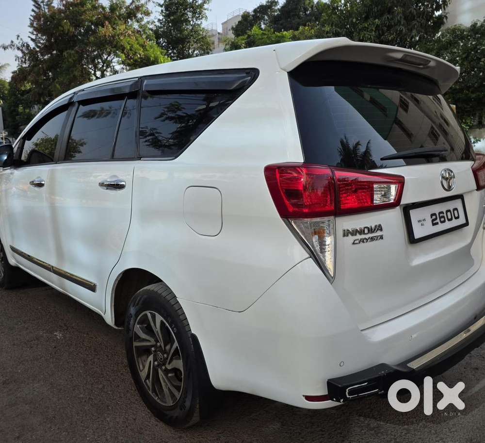 Toyota Innova Crysta 2021