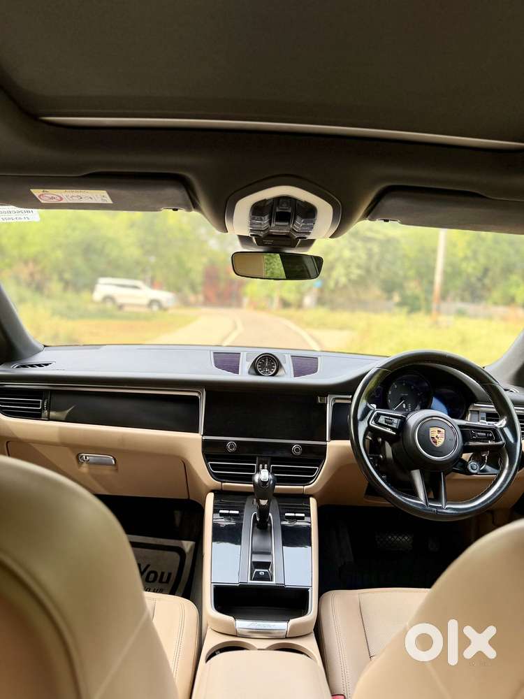 Porsche Macan 2.0 Petrol, 2022, Petrol