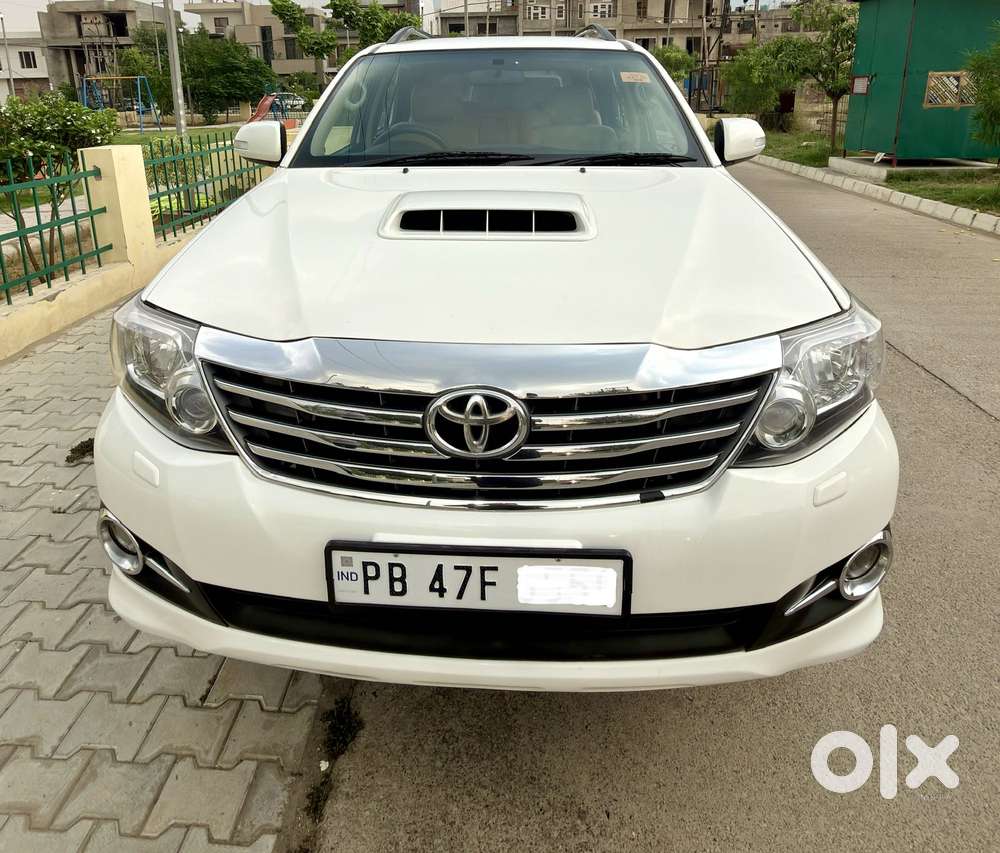 Toyota Fortuner 4x2 At 2.8 Diesel, 2014, Diesel