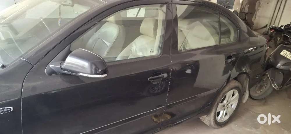 Skoda Laura 2013 Diesel 254000 Km Driven