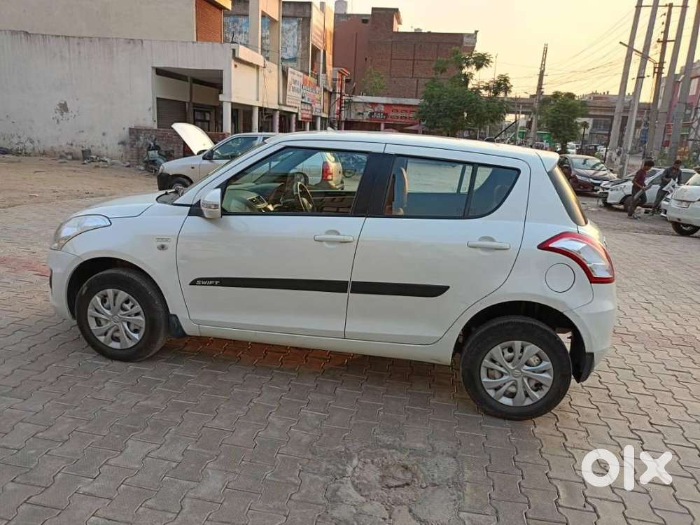 Maruti Suzuki Swift Ldi Optional, 2015, Diesel