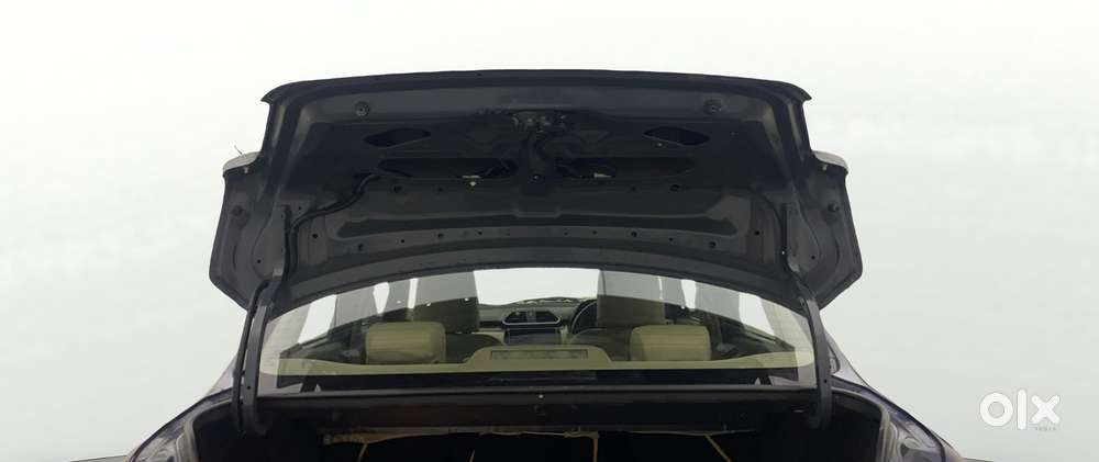 Maruti Suzuki Swift Dzire