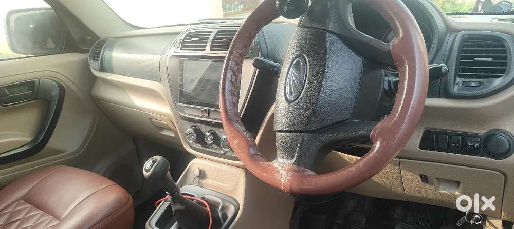 Mahindra Tuv 300 2017