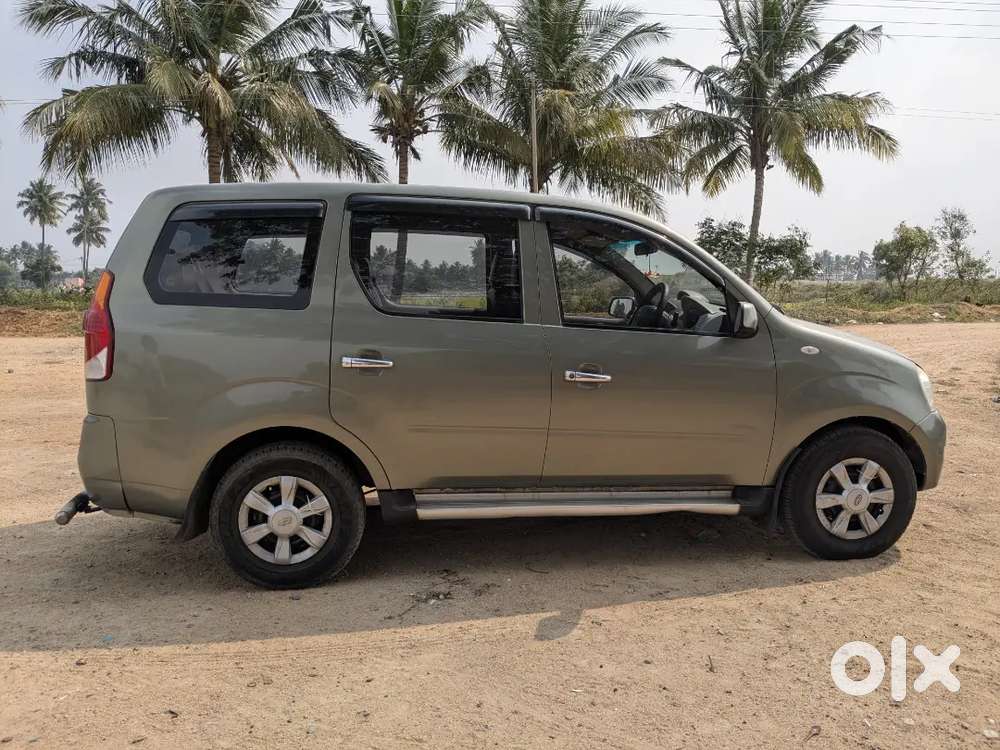 Mahindra Xylo E2 2009 Model