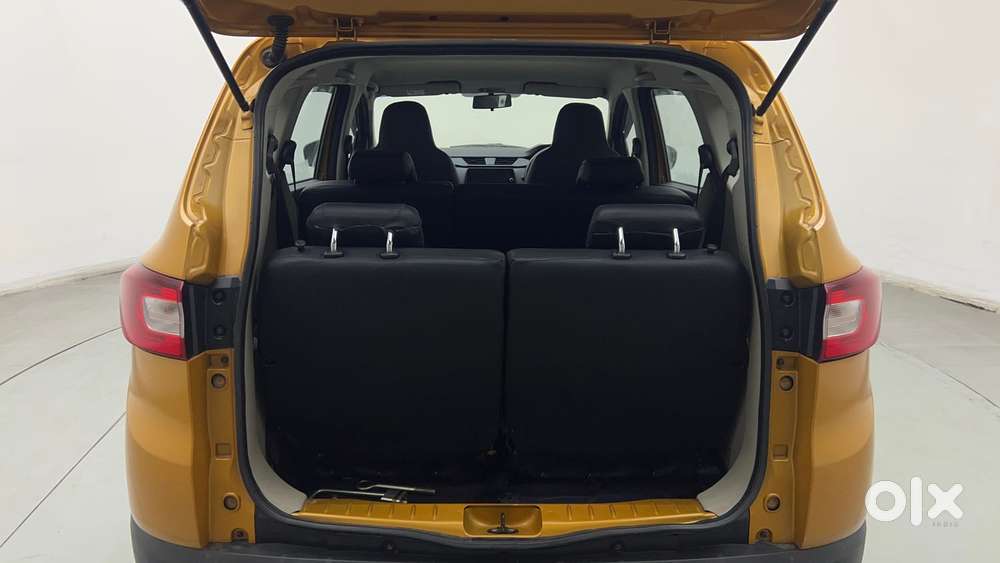 Renault Triber Rxt, 2020, Petrol
