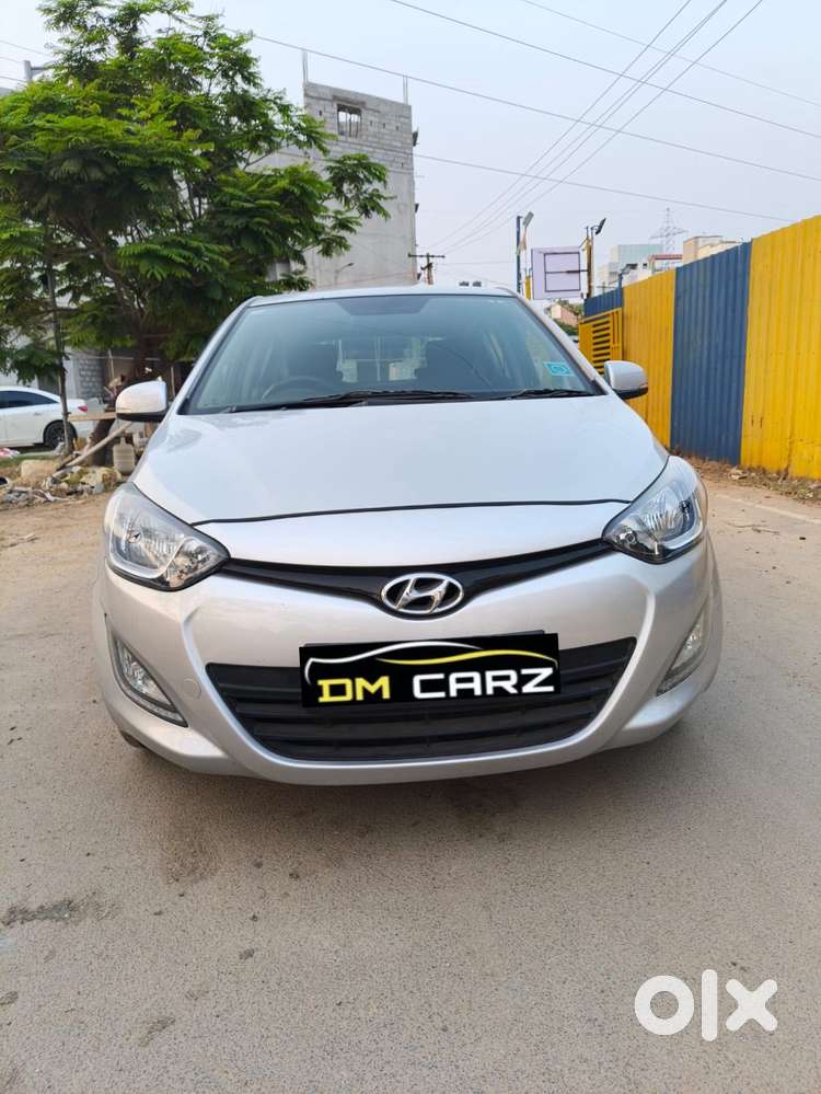 Hyundai I20 Sportz At 1.4, 2014, Petrol