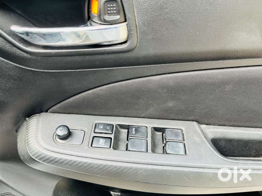 Maruti Suzuki Swift Vxi Optional, 2021, Petrol