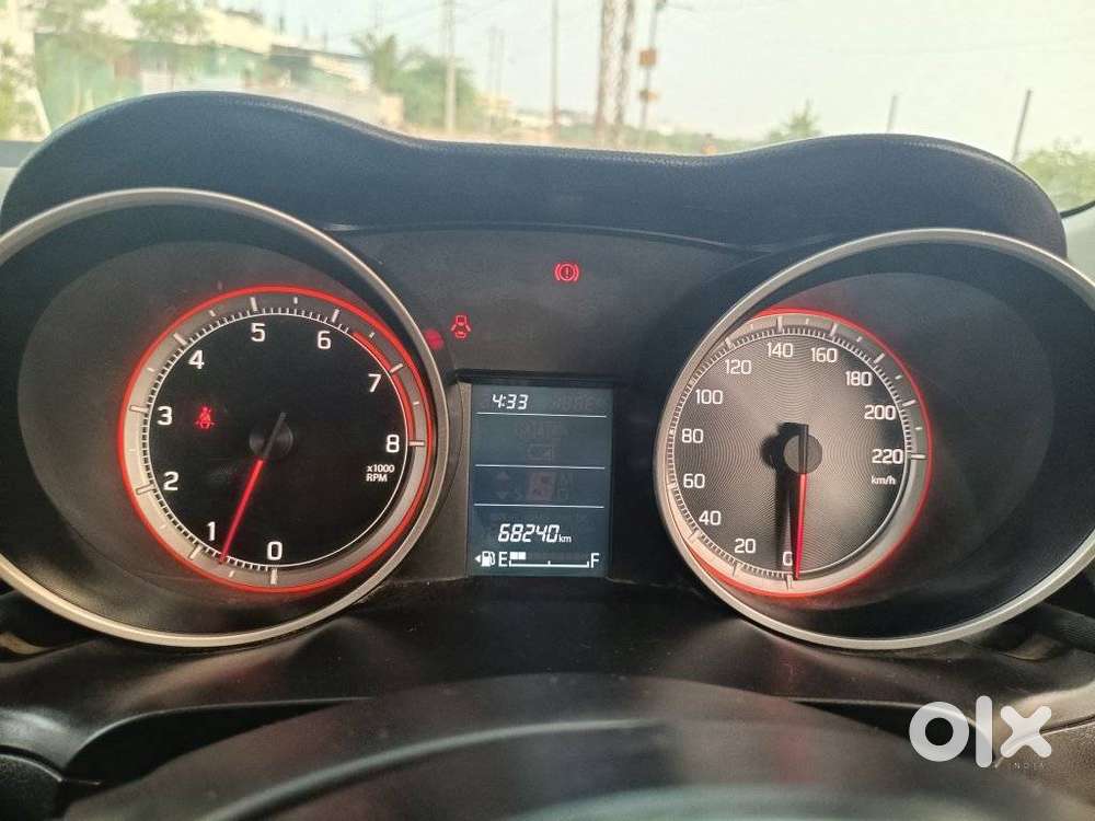 Maruti Suzuki Swift Vxi + Manual, 2020, Petrol