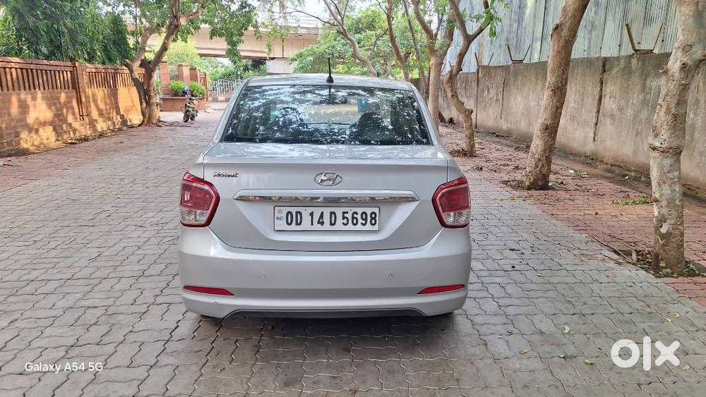 Hyundai Xcent 1.2l Kappa Dual Vtvt 5-speed Manual Base, 2014, Petrol
