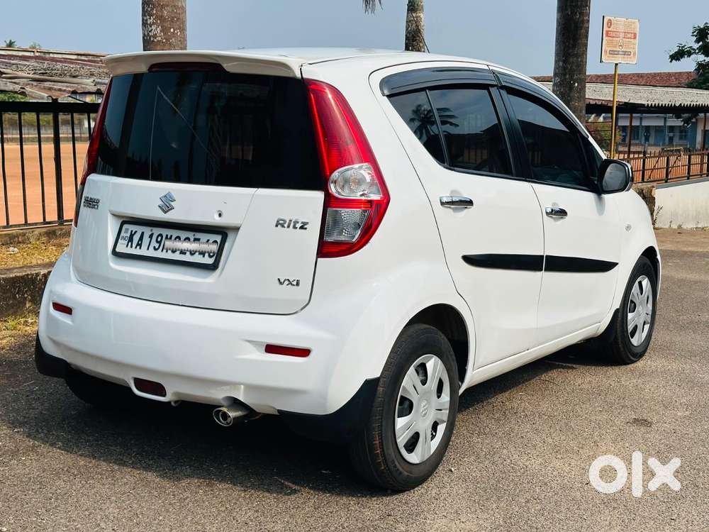 Maruti Suzuki Ritz Vxi, 2012, Petrol