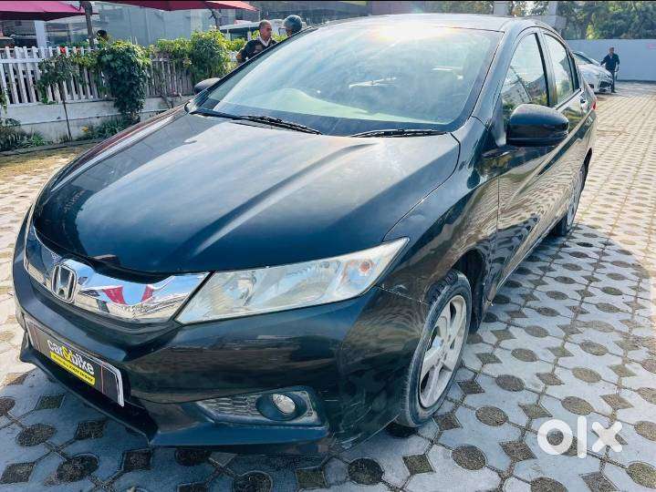 Honda City 1.5 V 4th Gen I-vtec Mt, 2016, Petrol