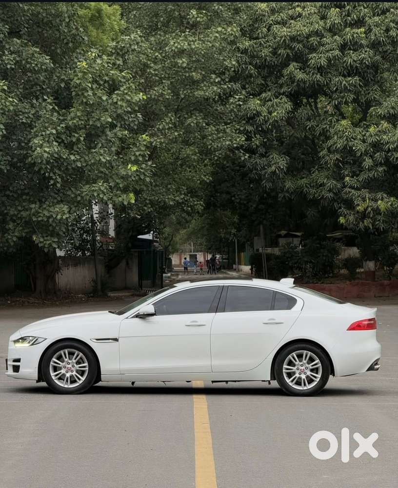 Jaguar Xe Petrol 2020 Year