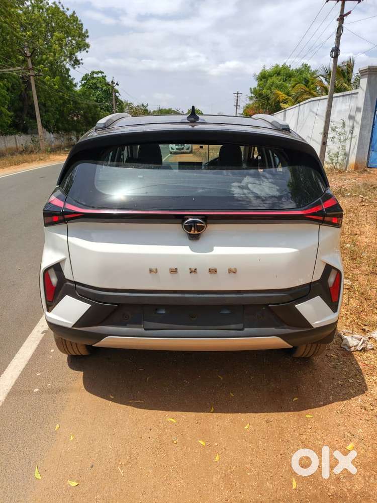 Tata Nexon Fearless Pr S 1.2 Revotron Petrol 7 Dca Dt, 2025, Petrol