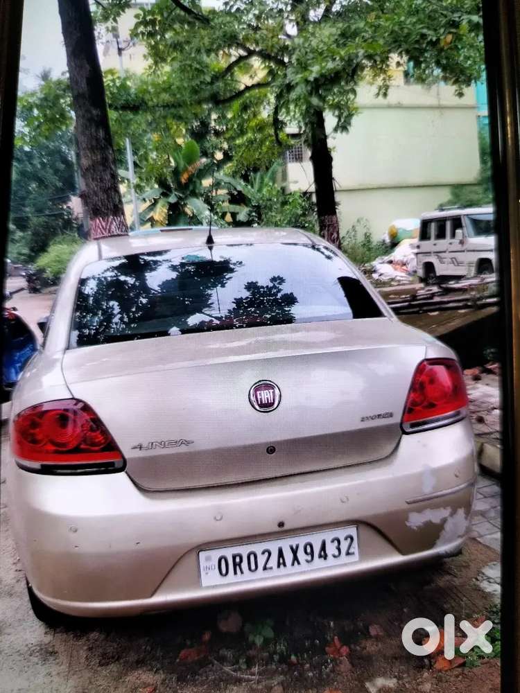 Fiat Linea Active 2010 Petrol