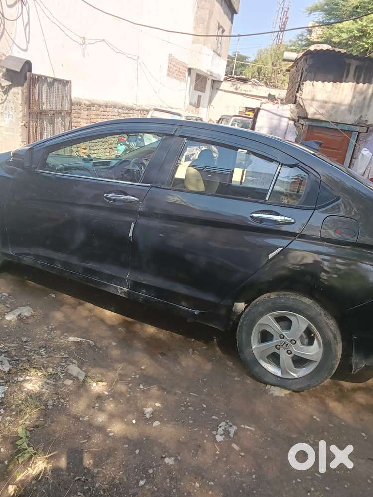 Honda City I-dtec V, 2015, Diesel