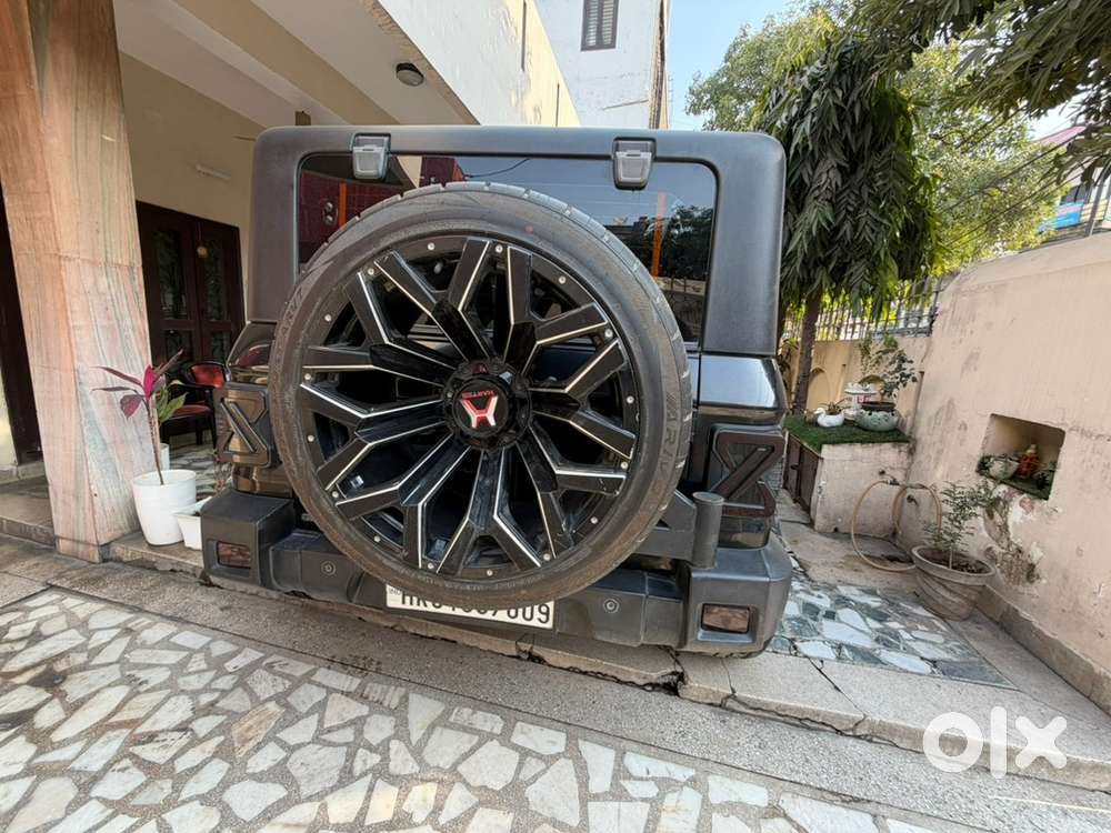 Mahindra Diesel Automatic 2022 Car