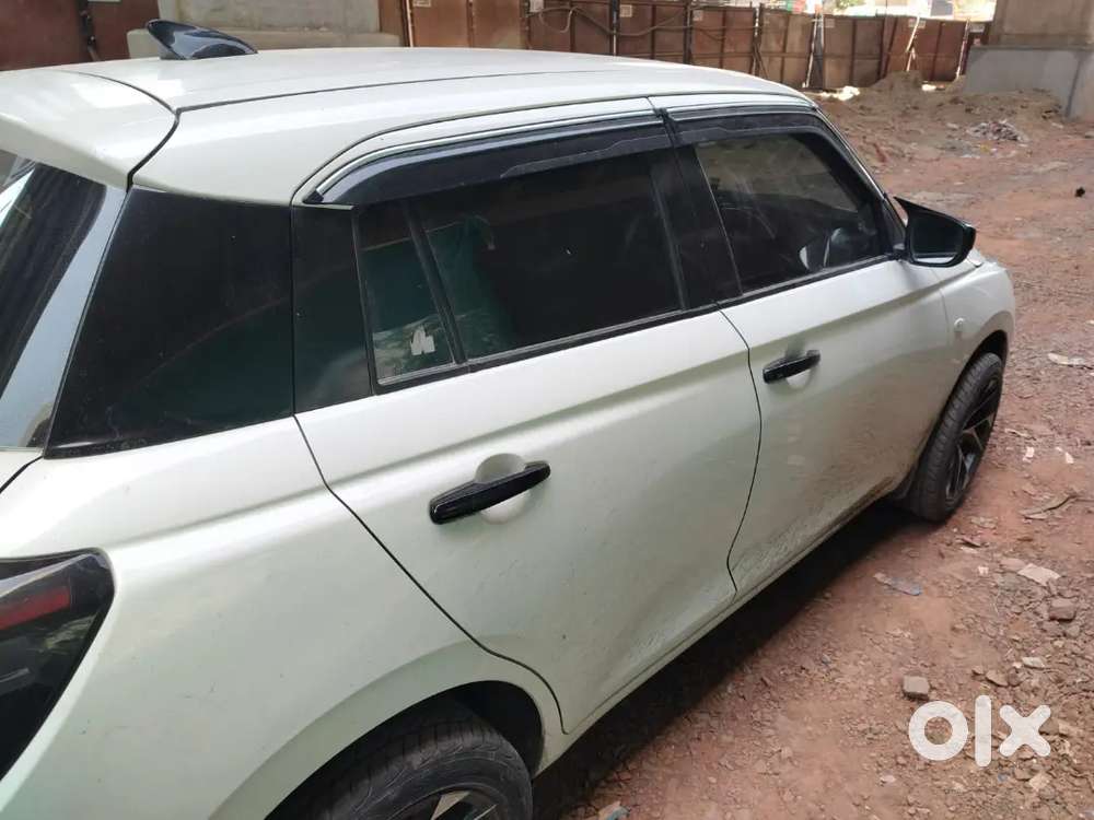 Maruti Suzuki Swift 2024 Petrol 29000 Km Driven