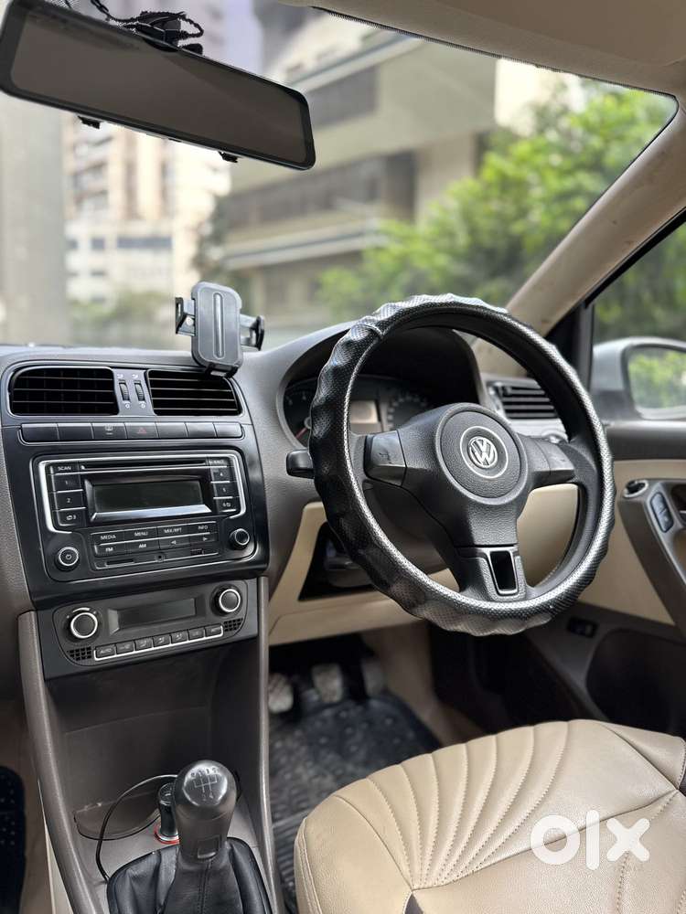 Volkswagen Vento 2013-2015 Magnific 1.6 Comfortline, 2014, Petrol