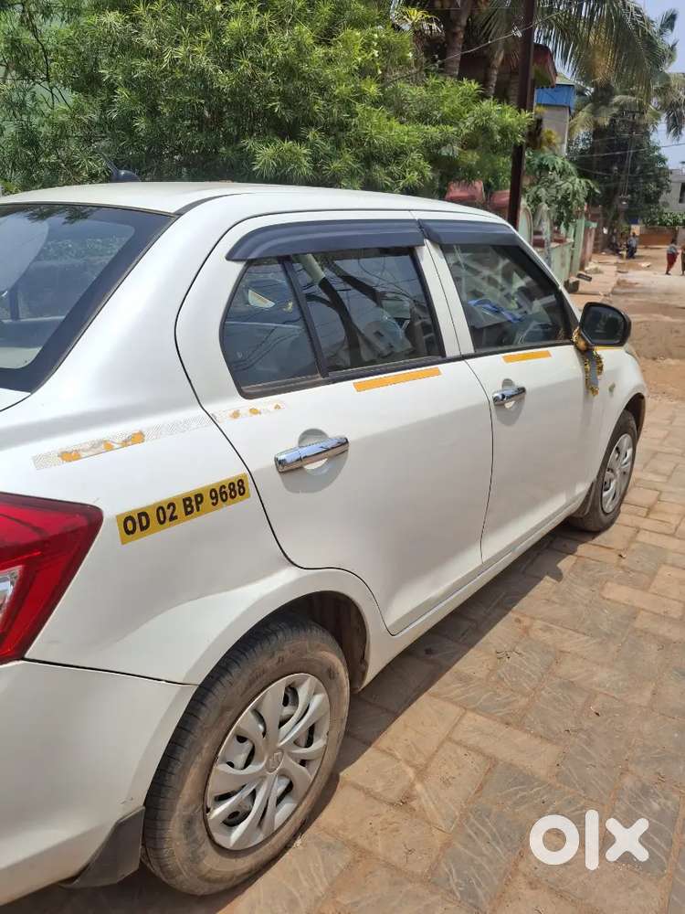 Maruti Suzuki Dzire 2021 Petrol 130000 Km Driven