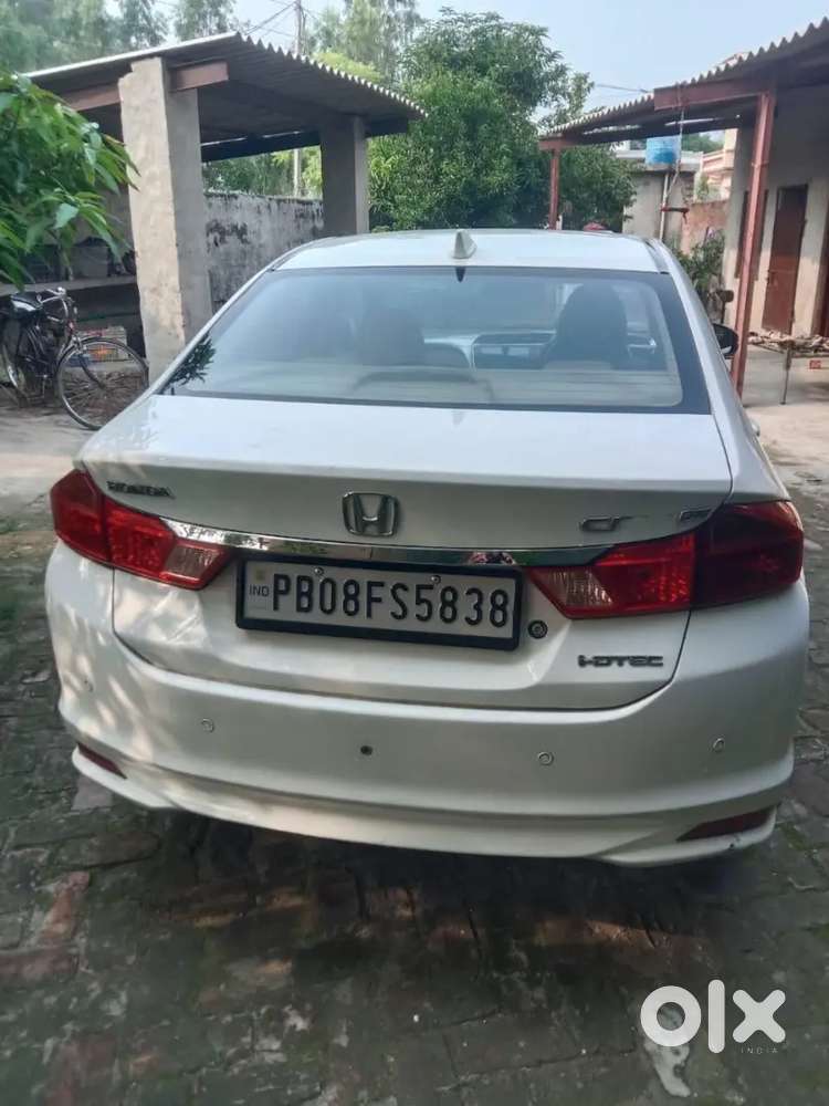 New  Car New Tyear Company  Stero