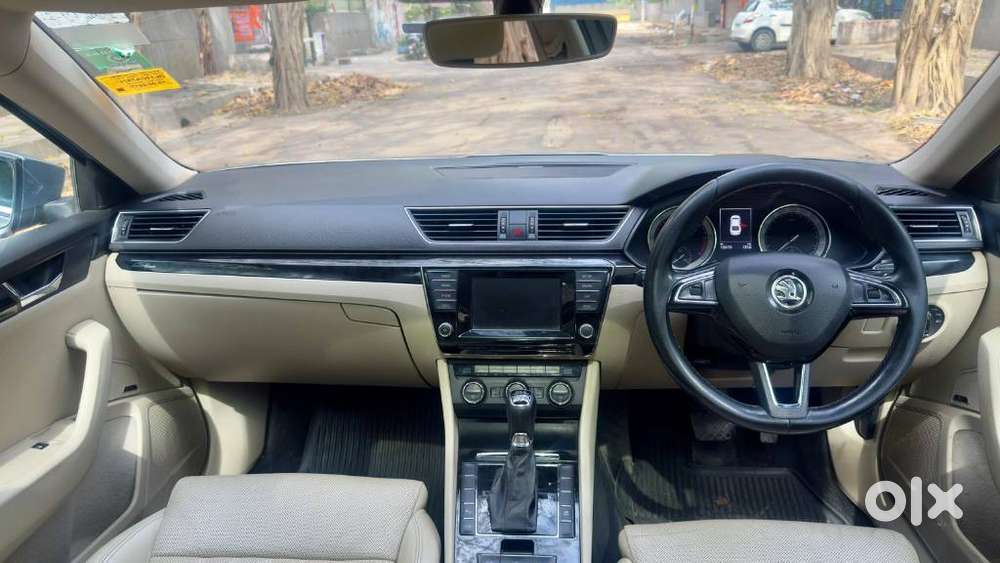 Skoda Superb L&k 2.0 Tdi At, 2017, Diesel