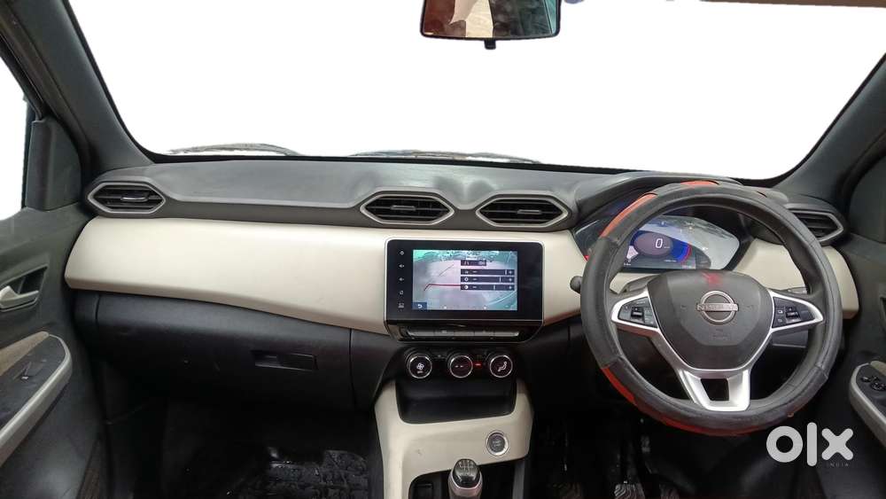 Nissan Magnite 1.0 Xv, 2022, Petrol