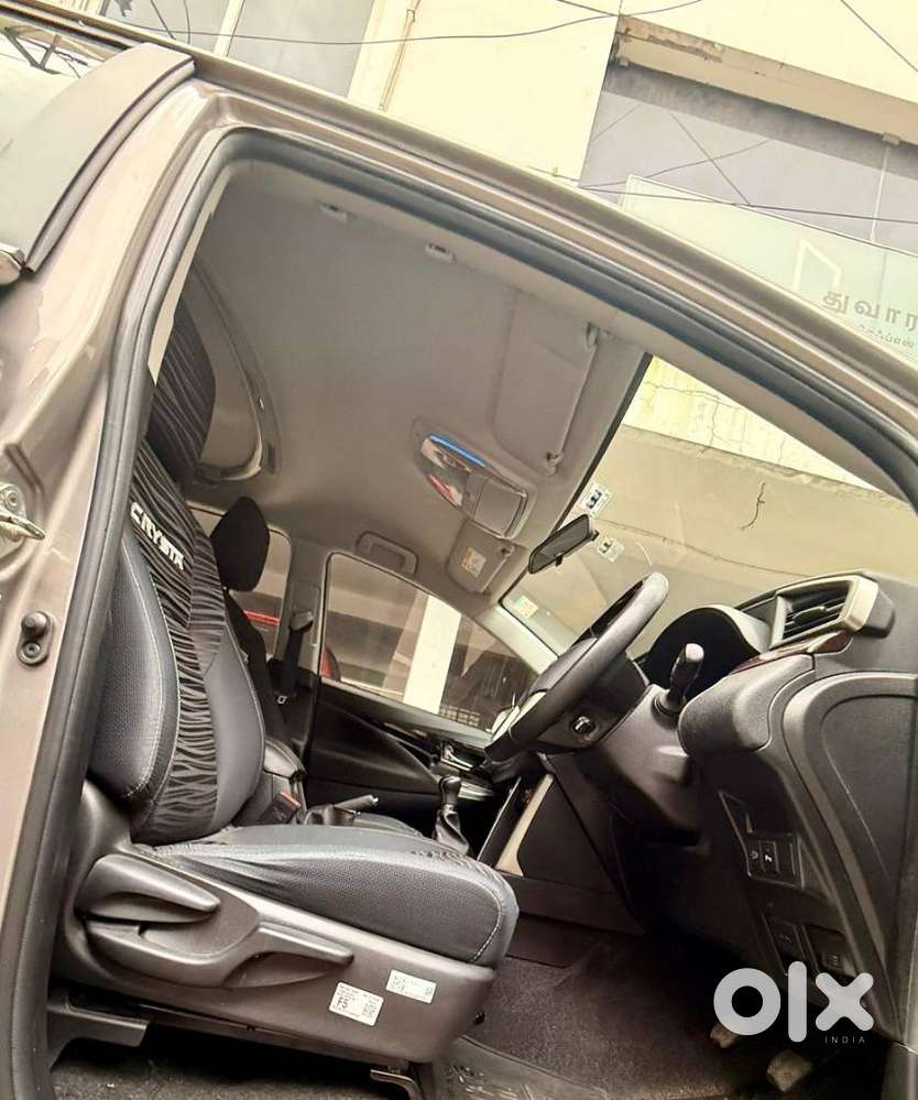 Toyota Innova Crysta 2.4 V, 2025, Diesel