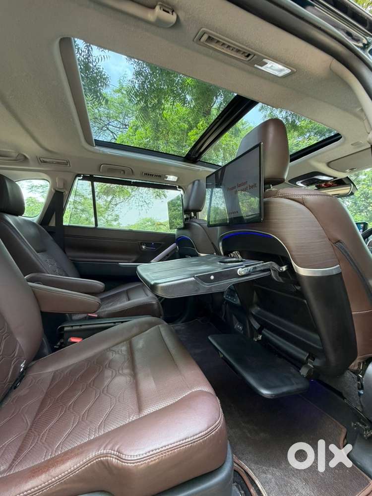 Toyota Innova Hycross 2024 Model