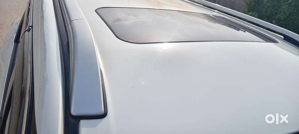Maruti Suzuki Brezza Zxi S-cng, 2024