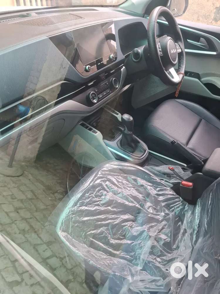 Kia Carens Taxi 1.4 Premium 2025