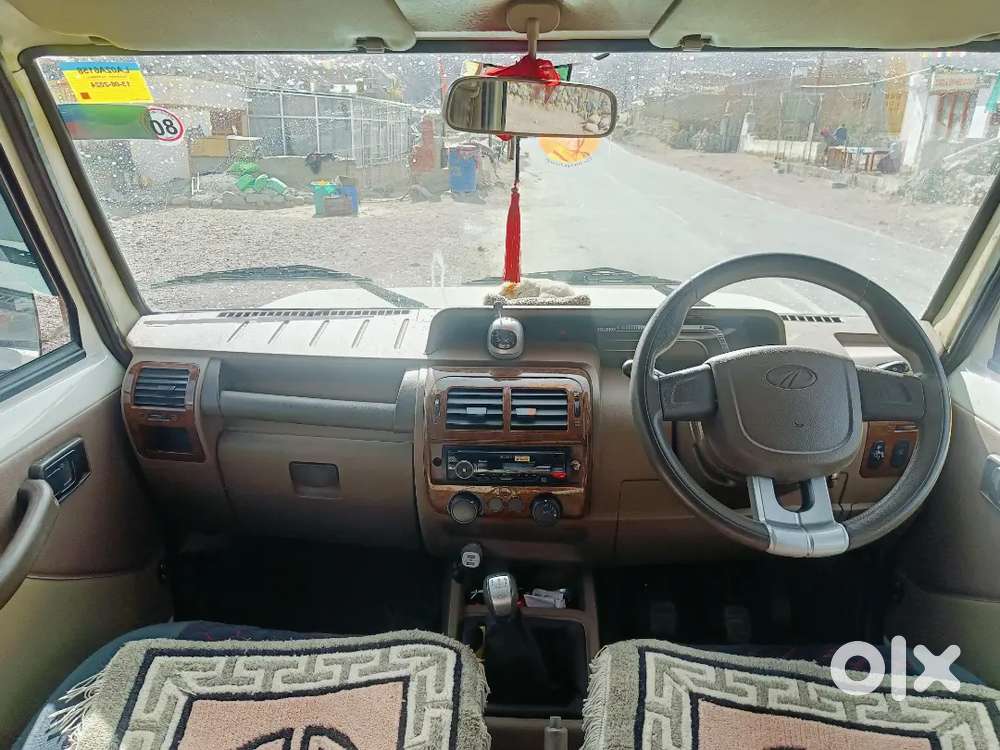 Mahindra Bolero Camper Gold Zx White