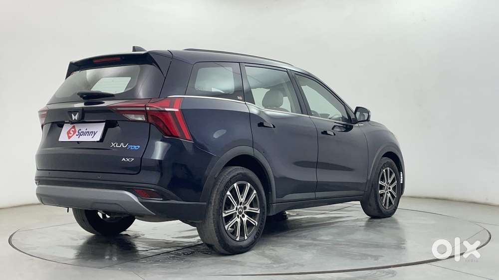 Mahindra Xuv700 2.0 Ax 7 Petrol At Str, 2022, Petrol
